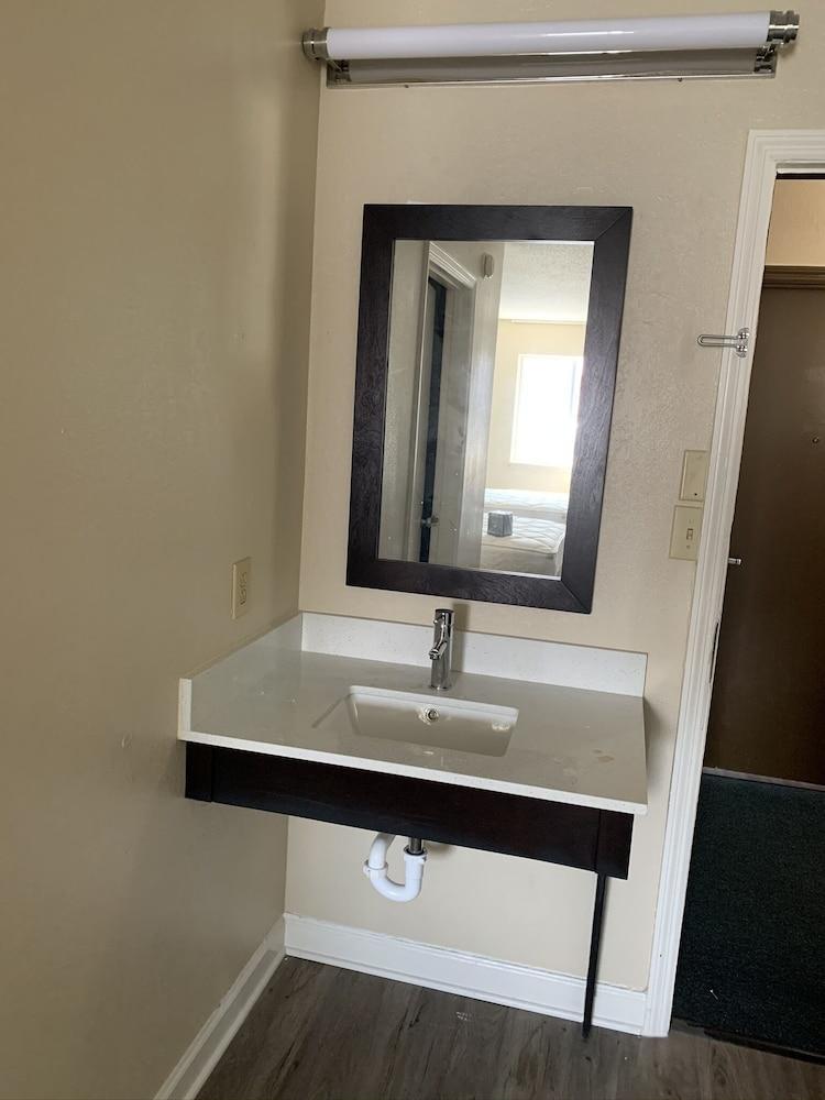 Econo Lodge Cherry Point Havelock Extérieur photo