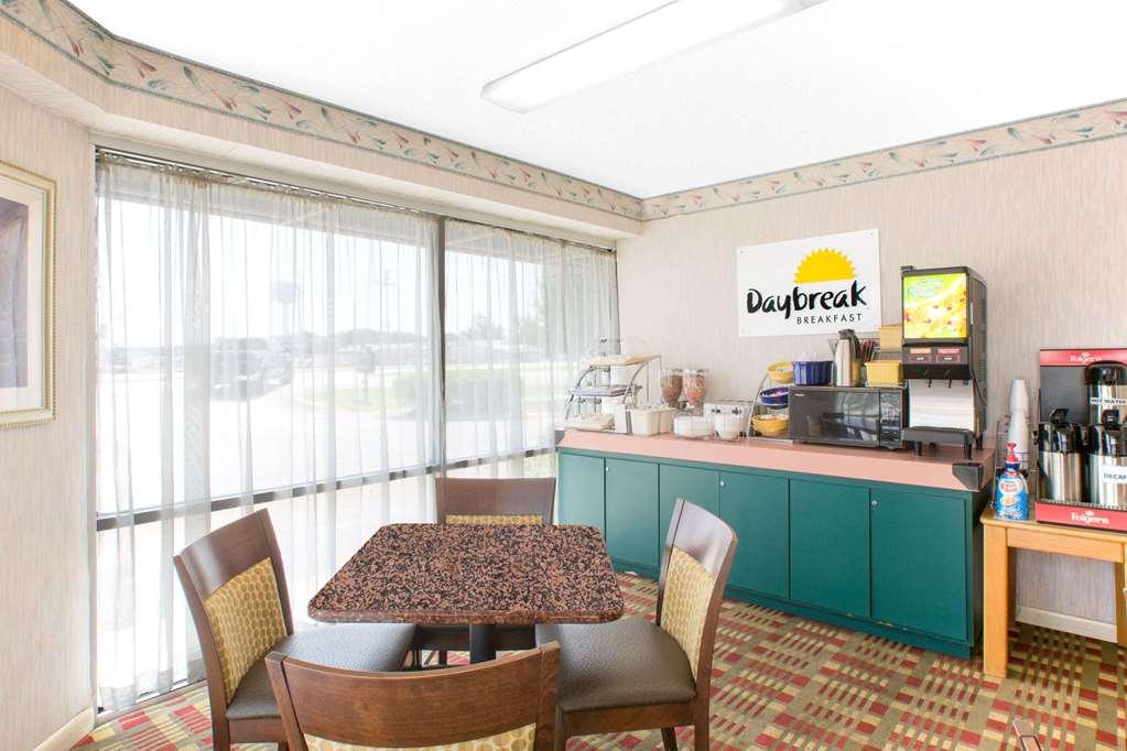 Econo Lodge Cherry Point Havelock Extérieur photo