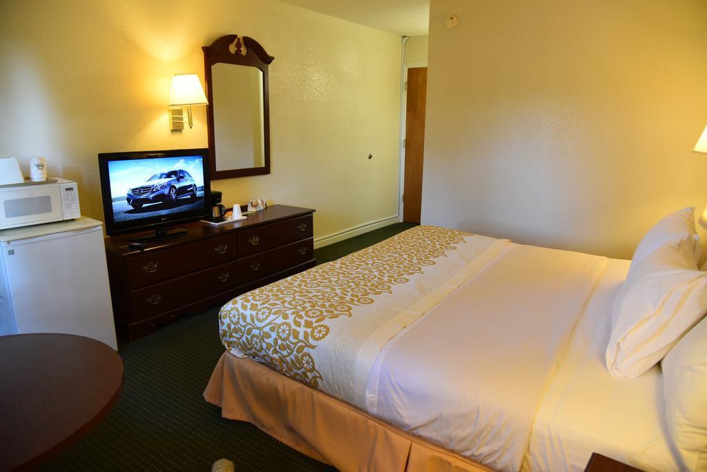 Econo Lodge Cherry Point Havelock Extérieur photo
