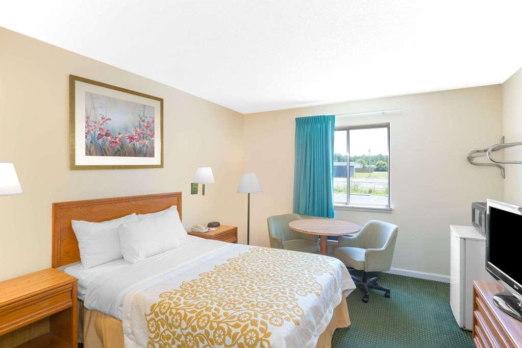 Econo Lodge Cherry Point Havelock Extérieur photo