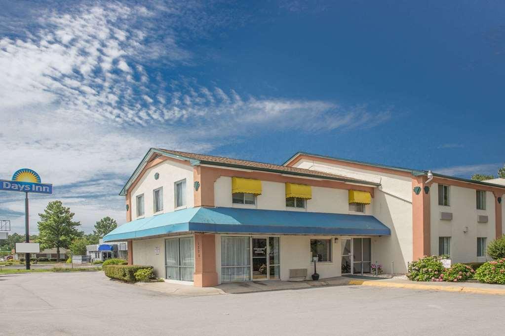 Econo Lodge Cherry Point Havelock Extérieur photo