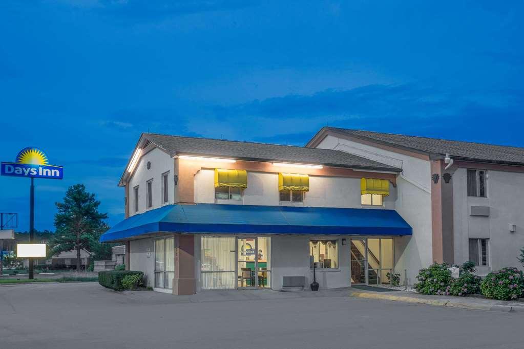 Econo Lodge Cherry Point Havelock Extérieur photo