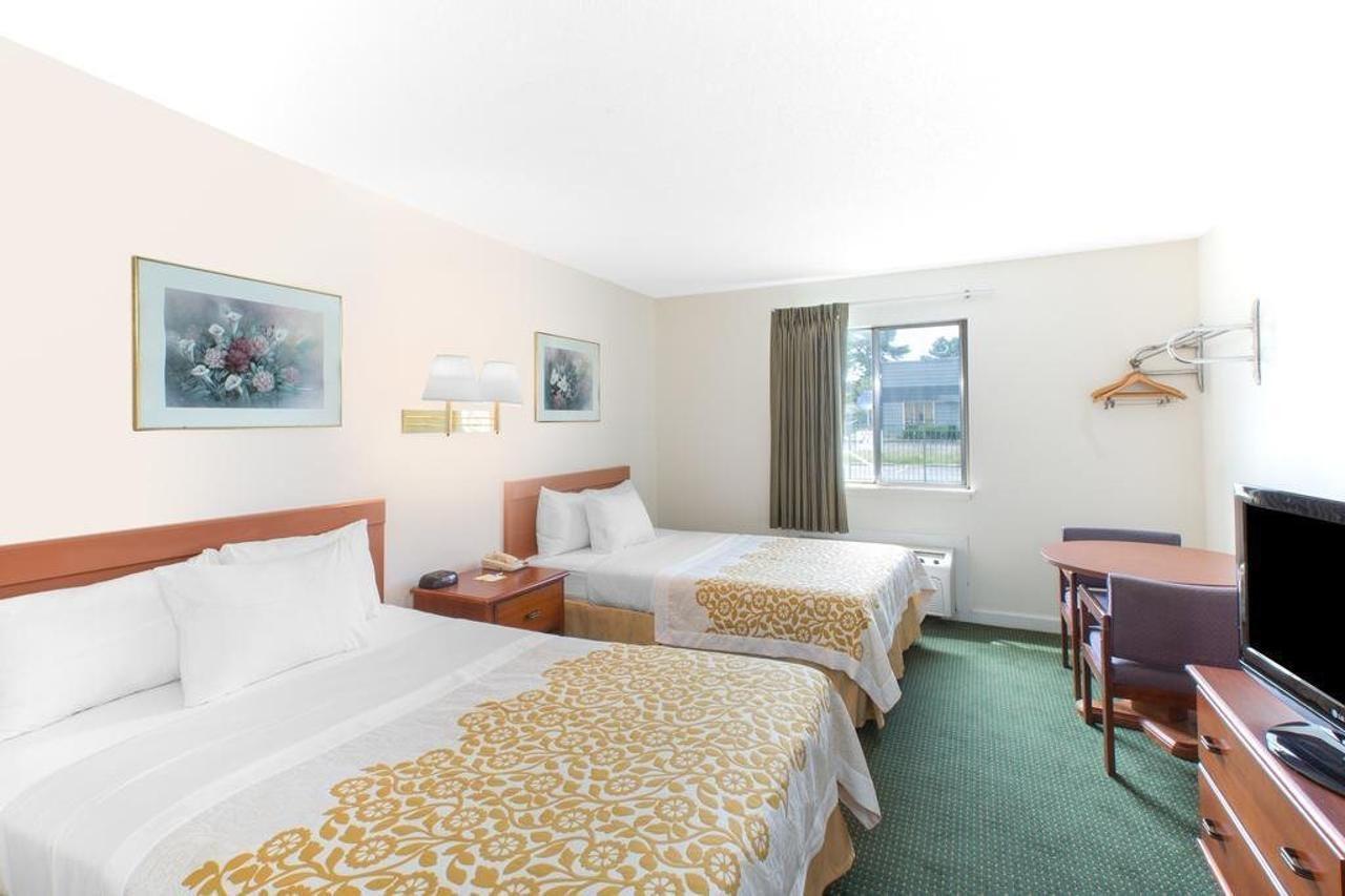 Econo Lodge Cherry Point Havelock Extérieur photo