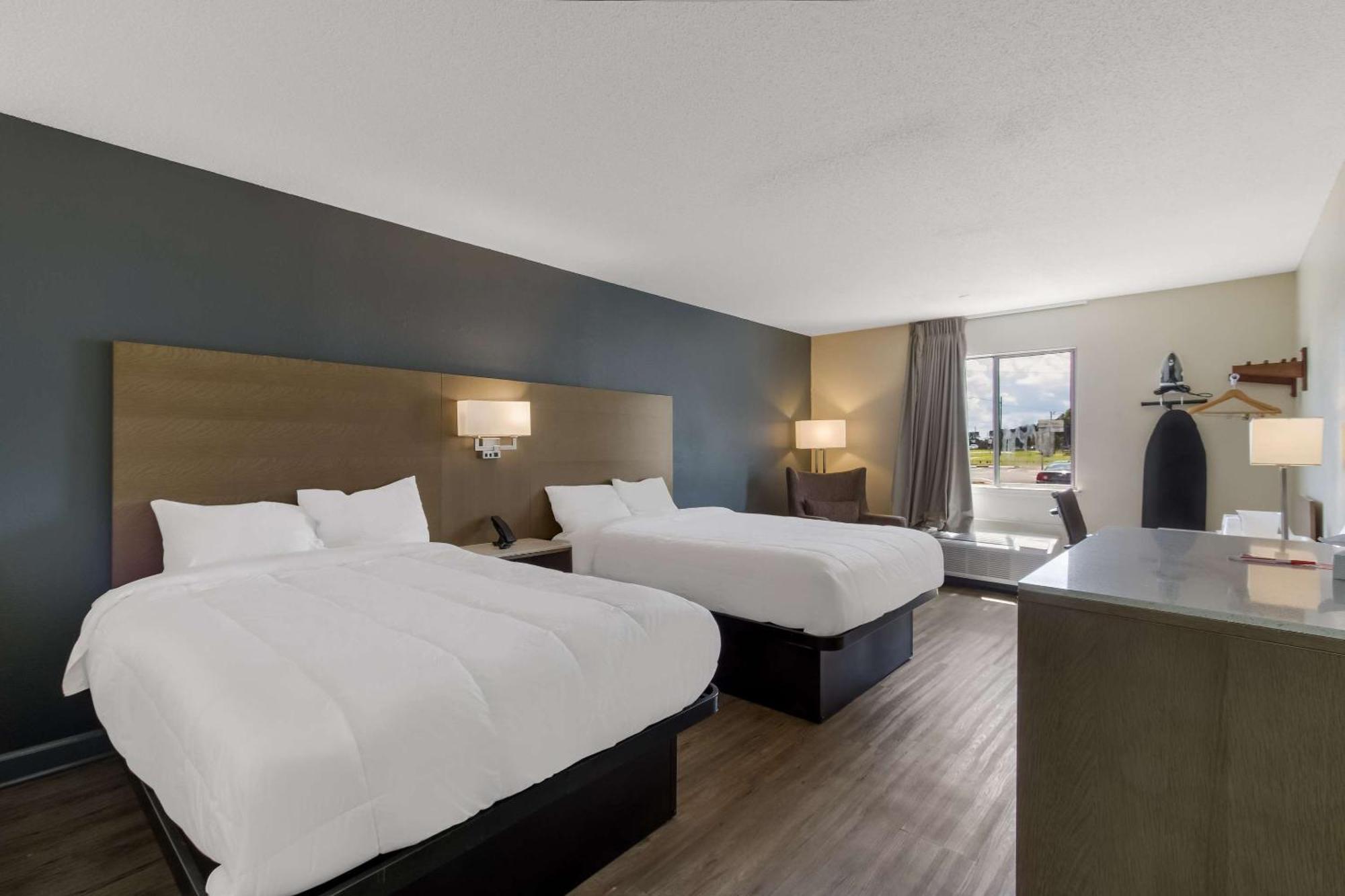 Econo Lodge Cherry Point Havelock Extérieur photo