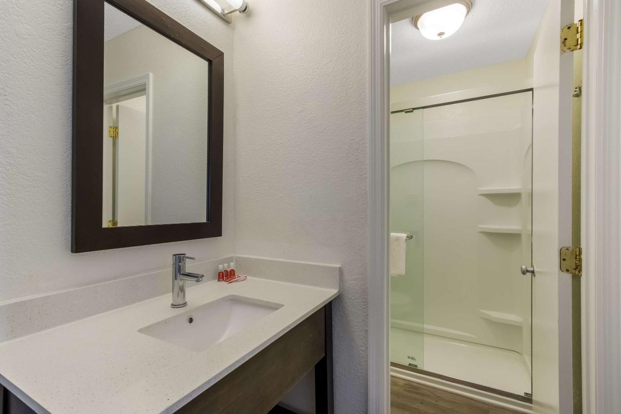 Econo Lodge Cherry Point Havelock Extérieur photo